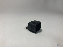 Load image into Gallery viewer, Receptacle Cap - 4-pin, Deutsch DT 3331195-SA0-100