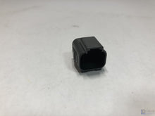 Load image into Gallery viewer, Receptacle Cap - 2-pin, Deutsch DT 3333395-SA0-100